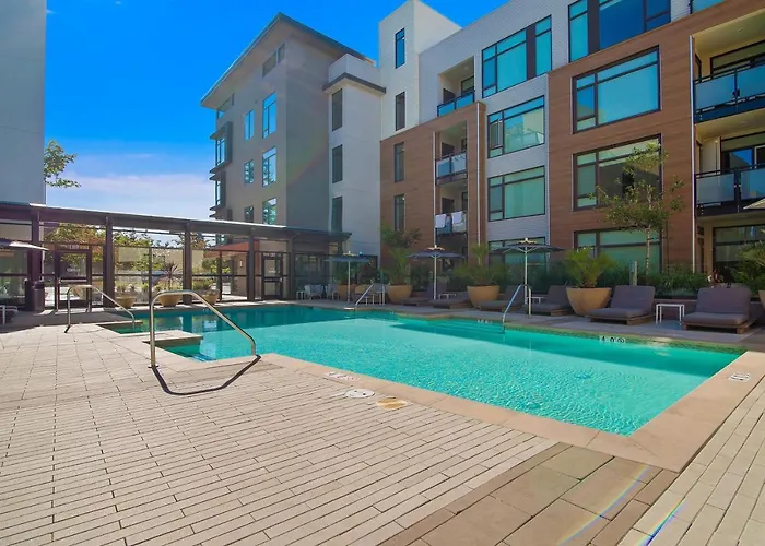 Global Luxury Suites At Downtown Mountain View